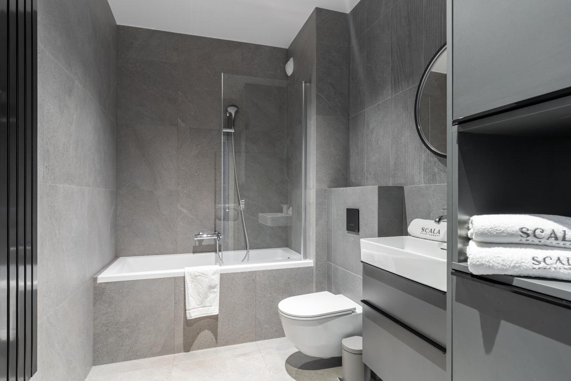 Scala 60C City Center Apartments With Parking By Lion Apartments Gdansk Exterior photo