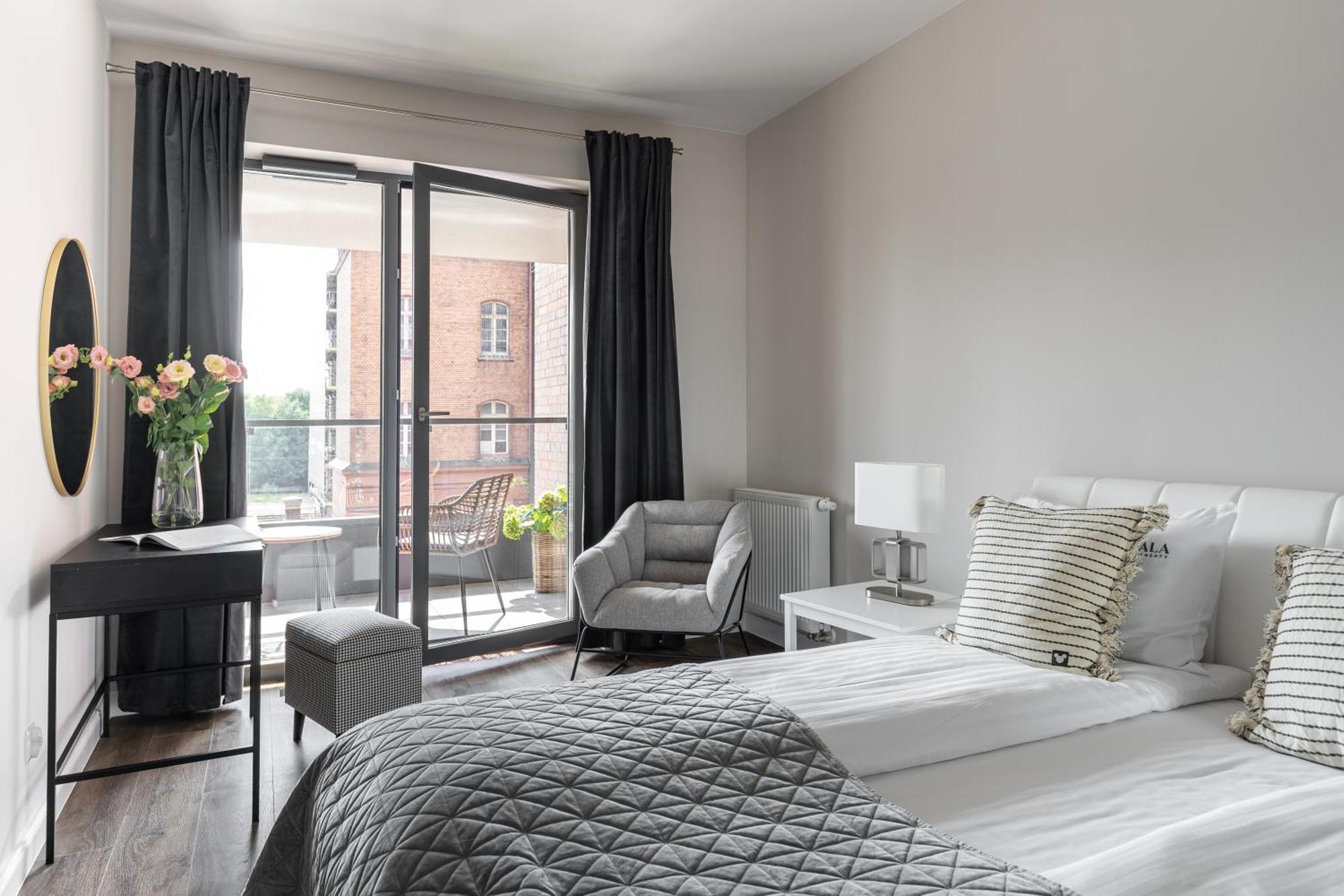 Scala 60C City Center Apartments With Parking By Lion Apartments Gdansk Exterior photo